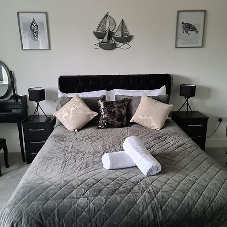 Sav 5 Bed Luxury Detached House In Leicester Humberstone Exterior photo