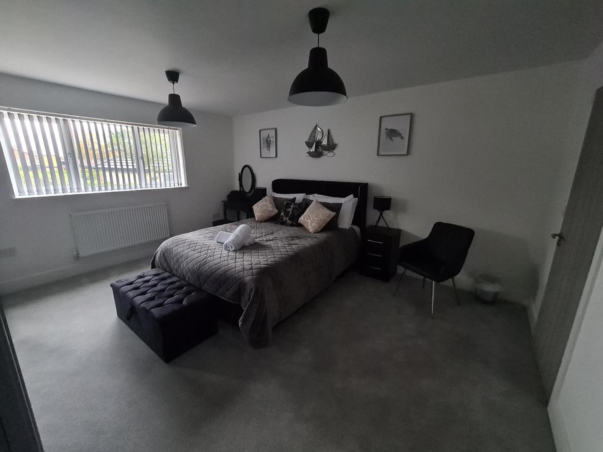 Sav 5 Bed Luxury Detached House In Leicester Humberstone Exterior photo