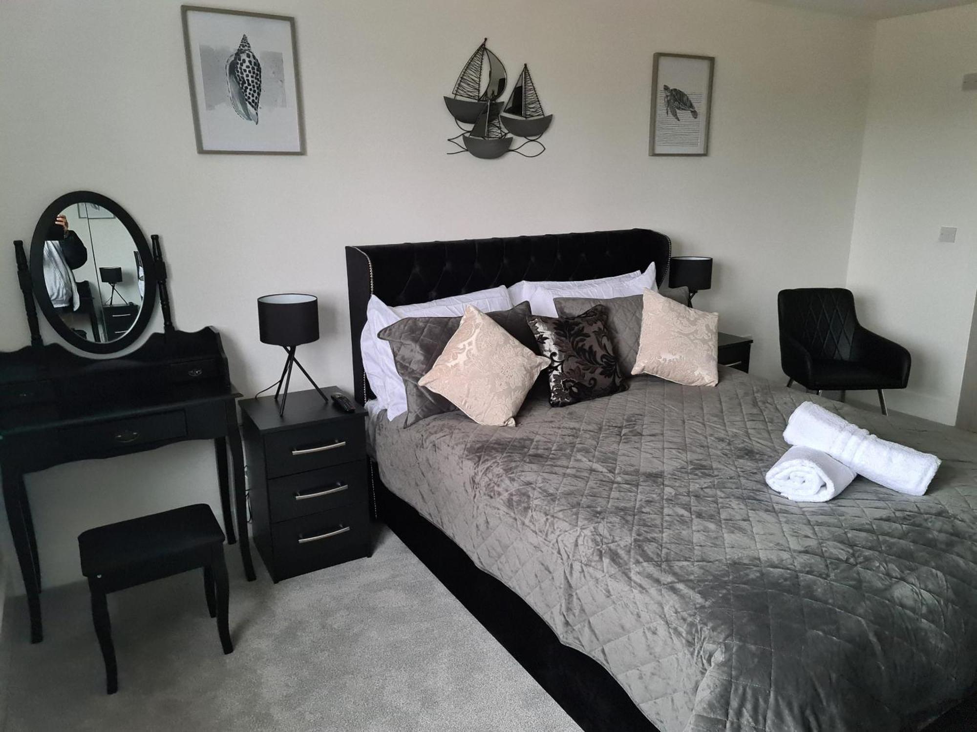 Sav 5 Bed Luxury Detached House In Leicester Humberstone Exterior photo